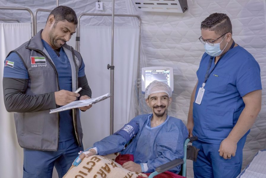ضمن عملية “الفارس الشهم 3”.. المستشفى الإماراتي العائم في العريش يجري 4 عمليات جراحية نوعية لمرضى من قطاع غزة