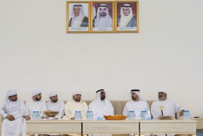 ذياب بن محمد بن زايد يقدِّم واجب العزاء في وفاة شقيق الشهيد أحمد محمد الزيودي