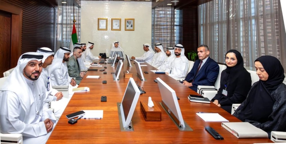 “قضاء أبوظبي” تناقش مشاريع مبتكرة لتوظيف الذكاء الاصطناعي في الخدمات القضائية