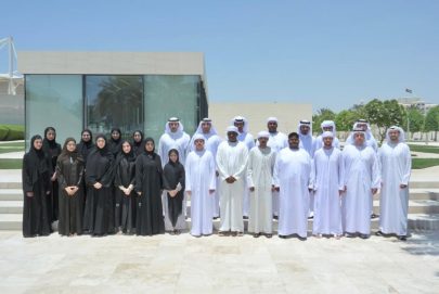 ‏”مكتب شؤون أسر الشهداء” وبرنامج خليفة للتمكين “اقدر”، ينظمان “دورة مهارات الخطابة والإلقاء” بالشراكة مع كلية الشرطة