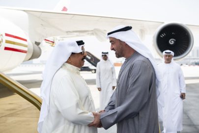 رئيس الدولة وملك البحرين يبحثان العلاقات الأخوية والتطورات الإقليمية