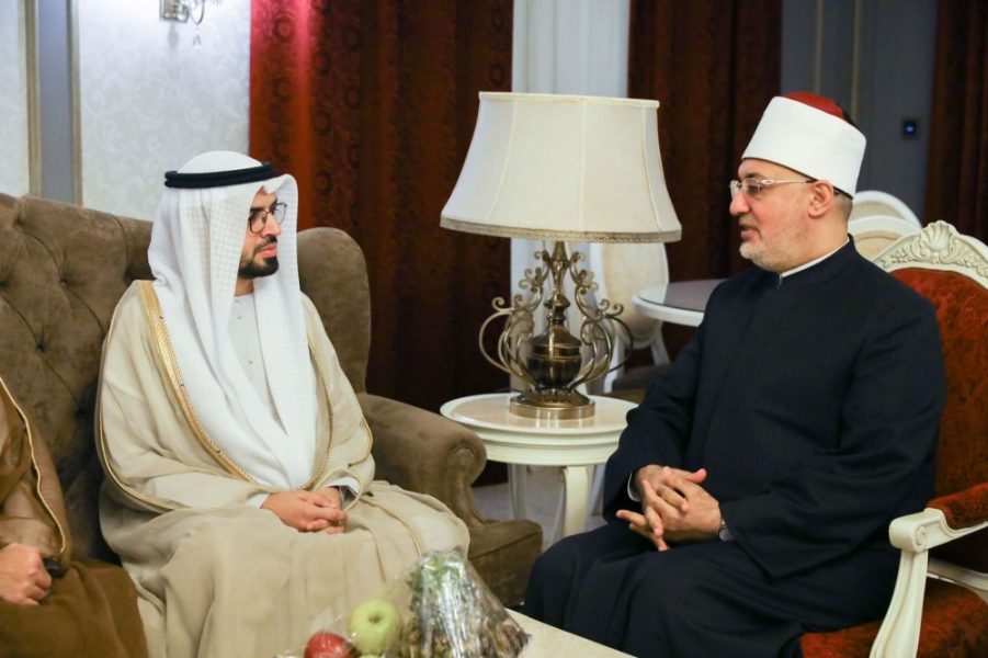 عمر الدرعي ومفتي مصر يبحثان تعزيز التعاون الإفتائي في قضايا الأسرة والذكاء الاصطناعي
