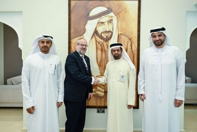 علي النعيمي يستقبل المبعوث الأمريكي الخاص لرصد ومكافحة معاداة السامية