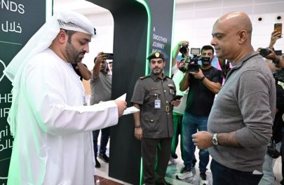 إقامة دبي تطلق “كليك وسافر” لإنجاز إجراءات المسافرين خلال 12 ثانية