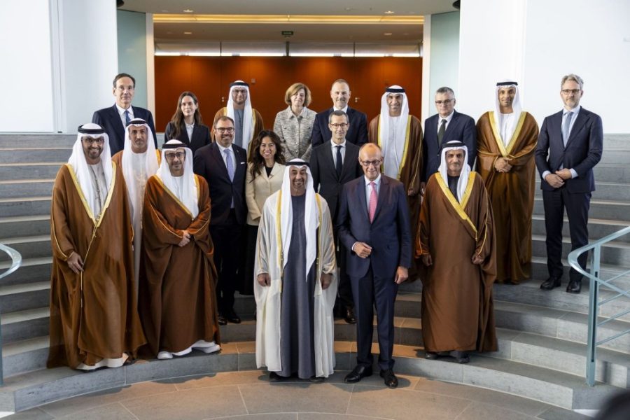 رئيس الدولة والمستشار الألماني يبحثان تعزيز الشراكة الإستراتيجية بين البلدين