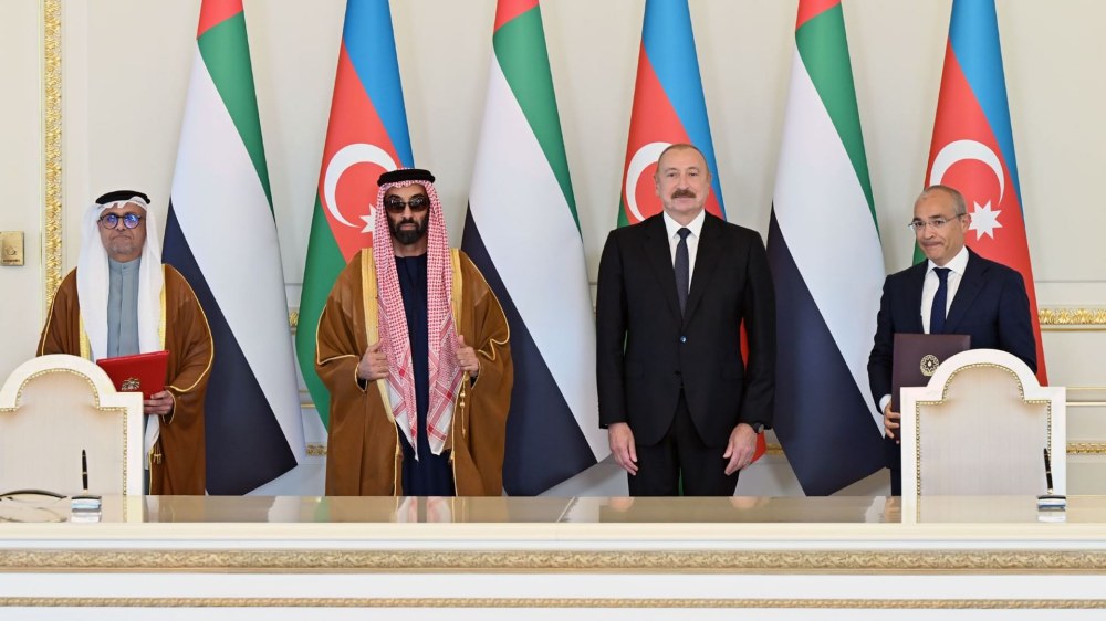 بحضور رئيس أذربيجان وطحنون بن زايد .. «لِعماد» وشركة أذربيجان القابضة للاستثمار تتعاونان لاستكشاف فرص استثمارية استراتيجية في أذربيجان وآسيا الوسطى