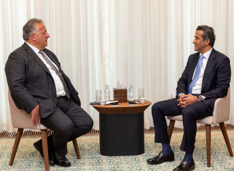 سعيد الهاجري يبحث مع رئيس “موديرنا” فرص الاستثمار والتعاون في الصناعات الدوائية المتقدمة