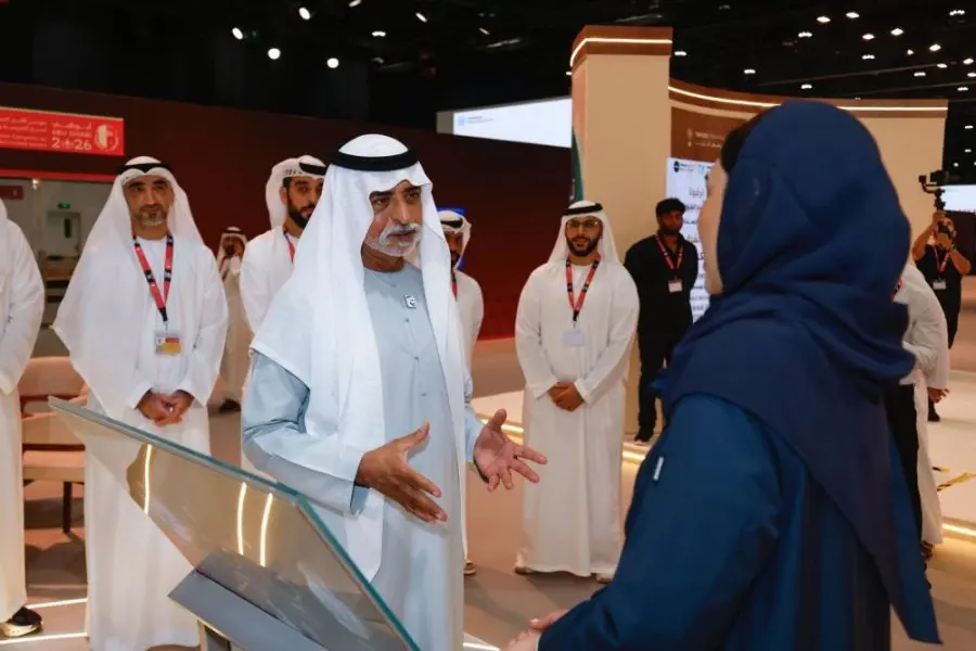 نهيان بن مبارك يزور المعرض المصاحب لمؤتمر الأمم المتحدة لمنع الجريمة.. ويؤكد أن التسامح قوة وقائية لحماية المجتمعات
