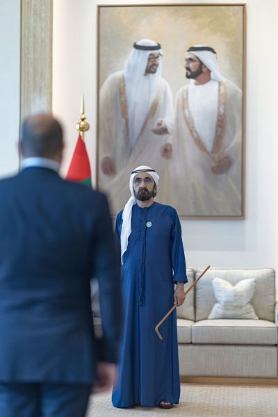 أمام محمد بن راشد..15مفتشاً قضائياً يؤدون اليمين القانونية أمام محمد بن راشد..15مفتشاً قضائياً يؤدون اليمين القانونية