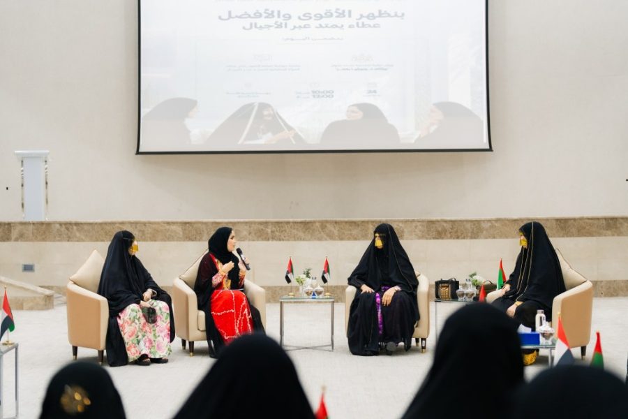 “الإمارات للتنمية المتوازنة” و”التنمية الأسرية” يحتفيان بالمرأة الإماراتية في فعالية مجتمعية بالسلع