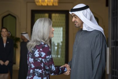رئيس الدولة يستقبل السيناتور جوني إيرنست