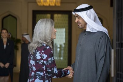 رئيس الدولة يبحث مع السيناتور جوني إيرنست التعاون الإستراتيجي بين الإمارات والولايات المتحدة