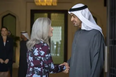 رئيس الدولة يبحث مع السيناتور جوني إيرنست التعاون الإستراتيجي بين الإمارات والولايات المتحدة