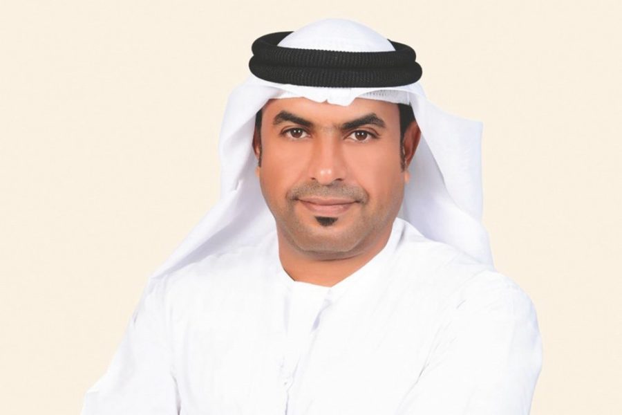 محمد بن زايد: أهدي صورتي لأستاذي