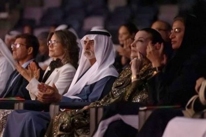 نهيان بن مبارك يشهد افتتاح مهرجان أبوظبي