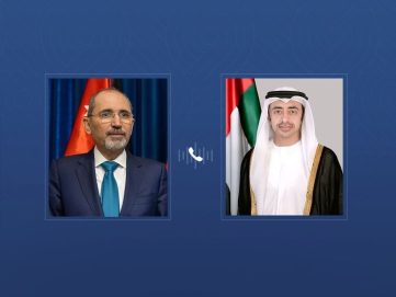 ‏عبدالله بن زايد وأيمن الصفدي يبحثان هاتفياً العلاقات الأخوية وتطورات المنطقة