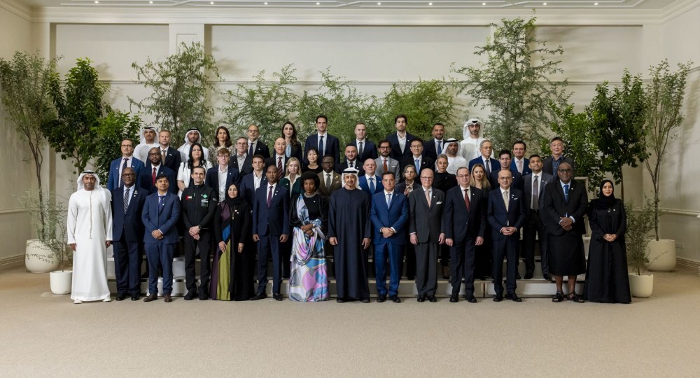 رئيس الدولة: الإمارات تضع الصحة على قمة أولوياتها انطلاقاً من اهتمامها بالإنسان الذي يمثل ثروتها الأساسية ومحور التنمية