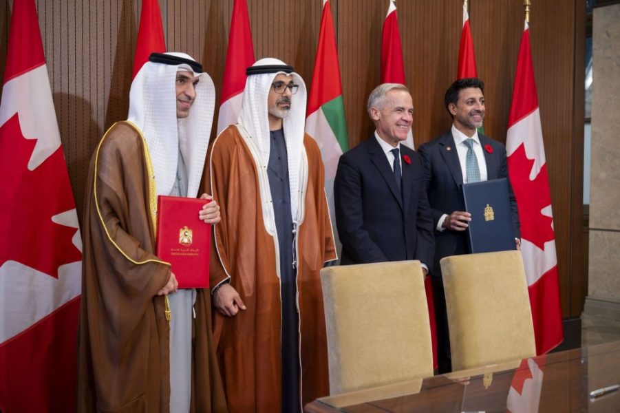 ولي عهد أبوظبي ورئيس وزراء كندا يشهدان توقيع اتفاقية الشراكة الاقتصادية الشاملة بين البلدين