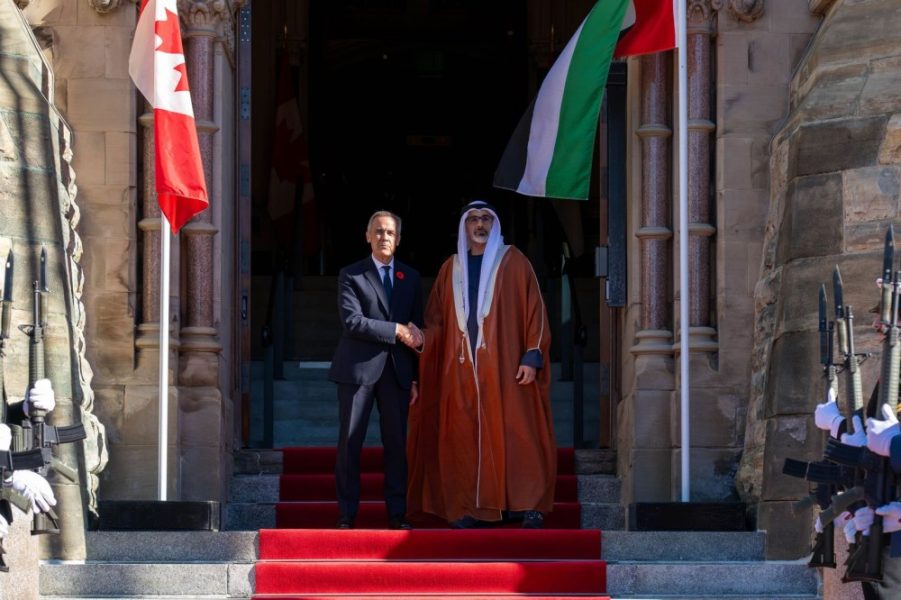 ولي عهد أبوظبي ورئيس وزراء كندا يبحثان سُبل تعزيز الشراكة الاستراتيجية وتوسيع آفاق التعاون بين البلدين