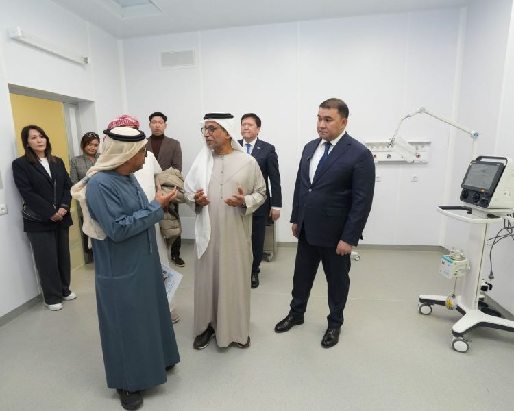 “أبوظبي للتنمية” يتفقد مشروع تطوير مستشفى الشيخ محمد بن زايد بكازاخستان